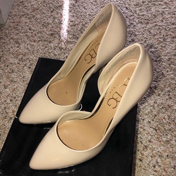 BCBG Nude heels - Picture 4 of 4